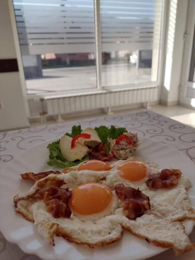 Zlatni San Otel Banja Koviljača Dış mekan fotoğraf